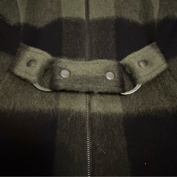 Alice + Olivia Plaid Wool Mohair Shacket Jacket Green/Black - Picture 7 of 8